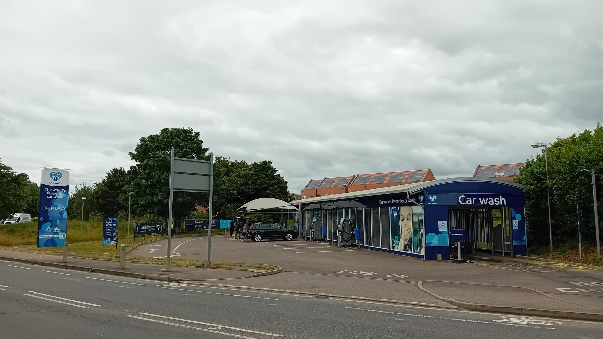 IMO Car Wash Rainham